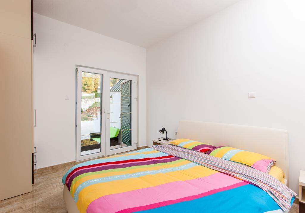 La Perla Apartments Sutivan Phòng bức ảnh